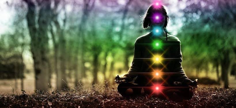 The 9 chakras: energy centers along the spine and above the head